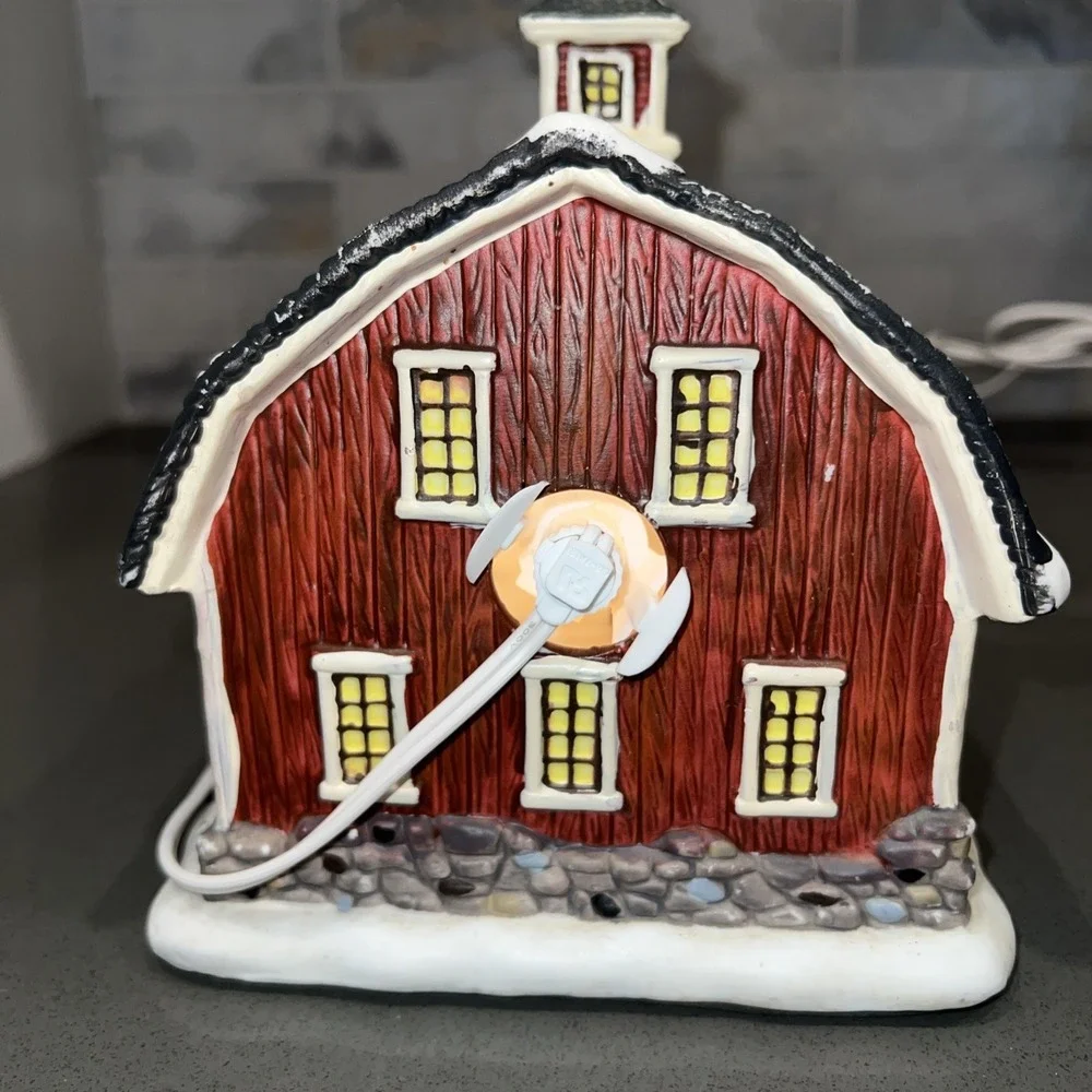 Holiday Time Christmas Village Country Barn Includes Cord Clear Bulb